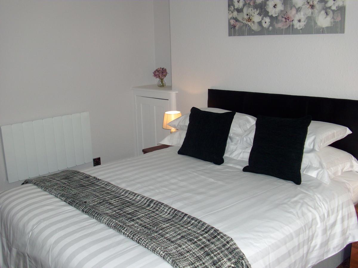 Lockinbar Holiday Apartments Tenby Eksteriør bilde
